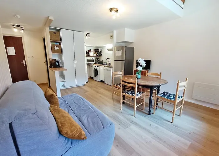 Reves De Montagne, T2 Bis, Luchon, Wifi, Parking Gratuit, 4 Personnes