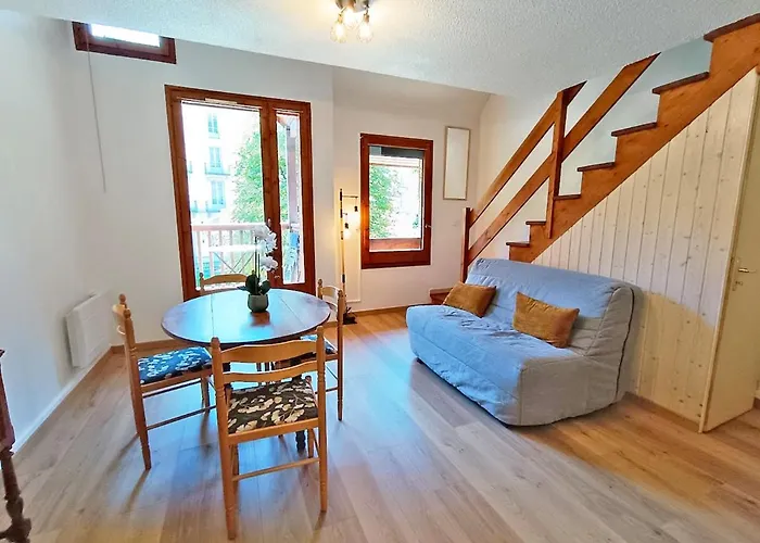 Reves De Montagne, T2 Bis, Luchon, Wifi, Parking Gratuit, 4 Personnes